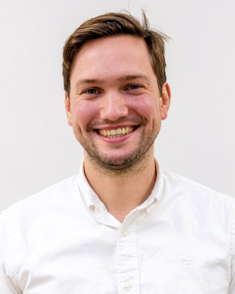 Dr. Sam Peeperkorn